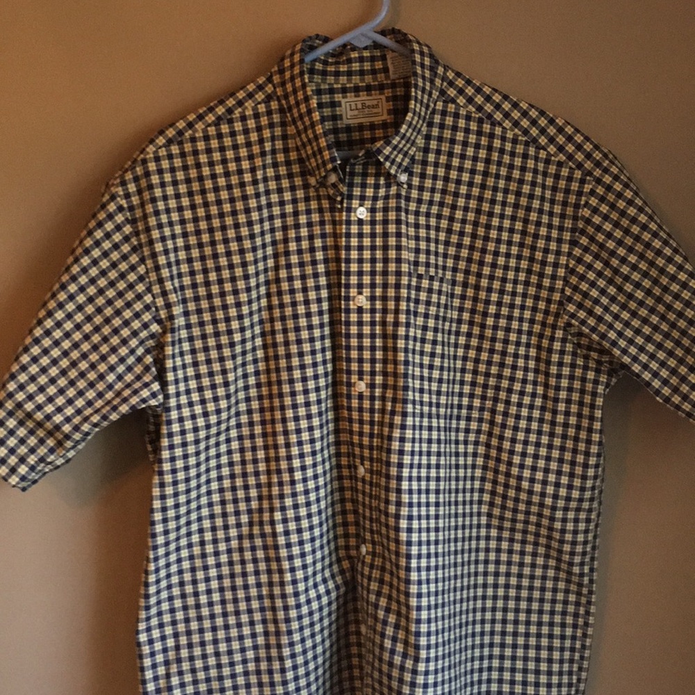 LL Bean men large shirt sleeve button down shirt